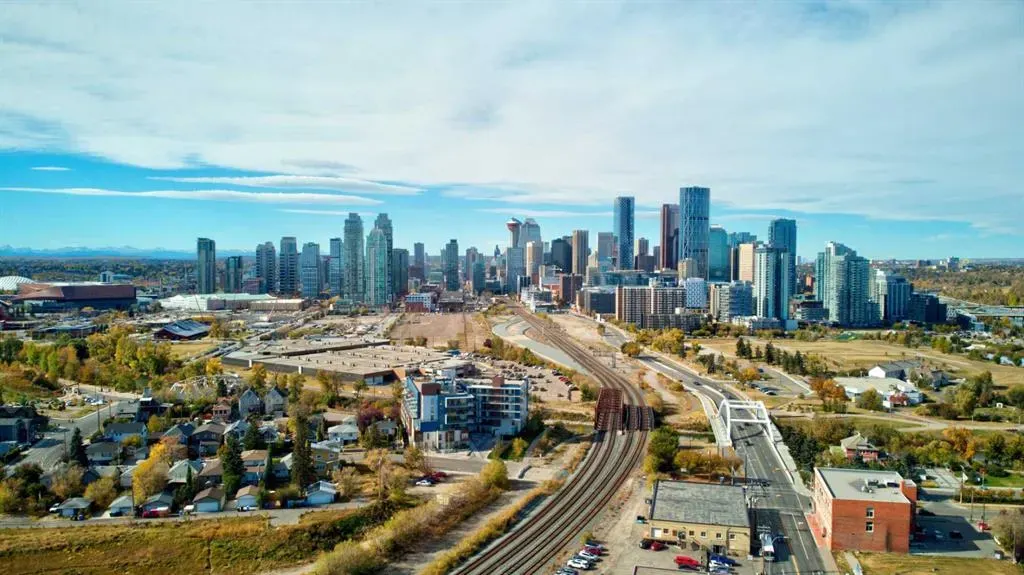 1020 9 Avenue SE, #704