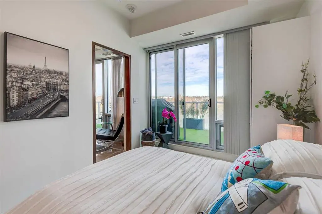 1020 9 Avenue SE, #704