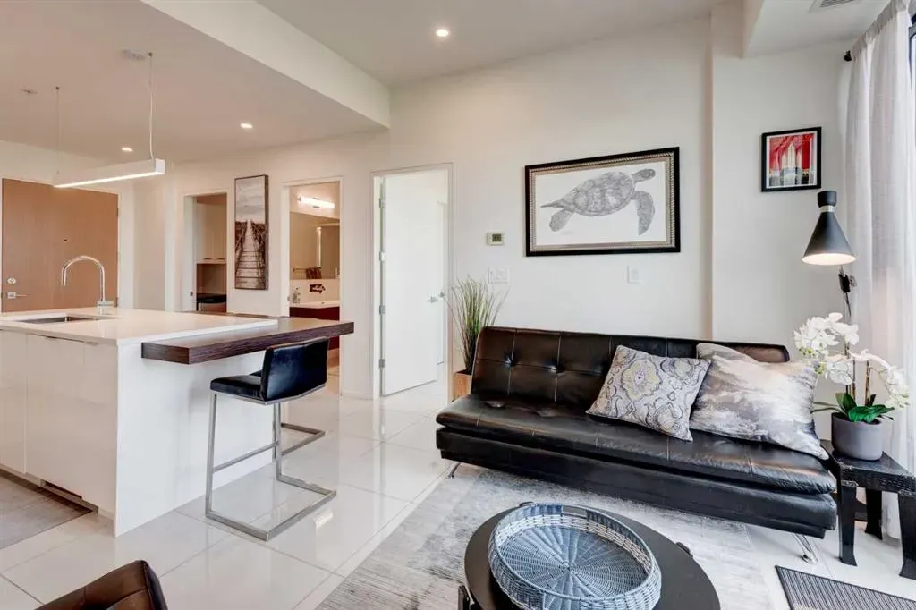 1020 9 Avenue SE, #704