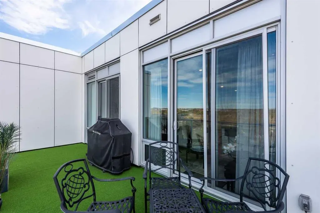 1020 9 Avenue SE, #704