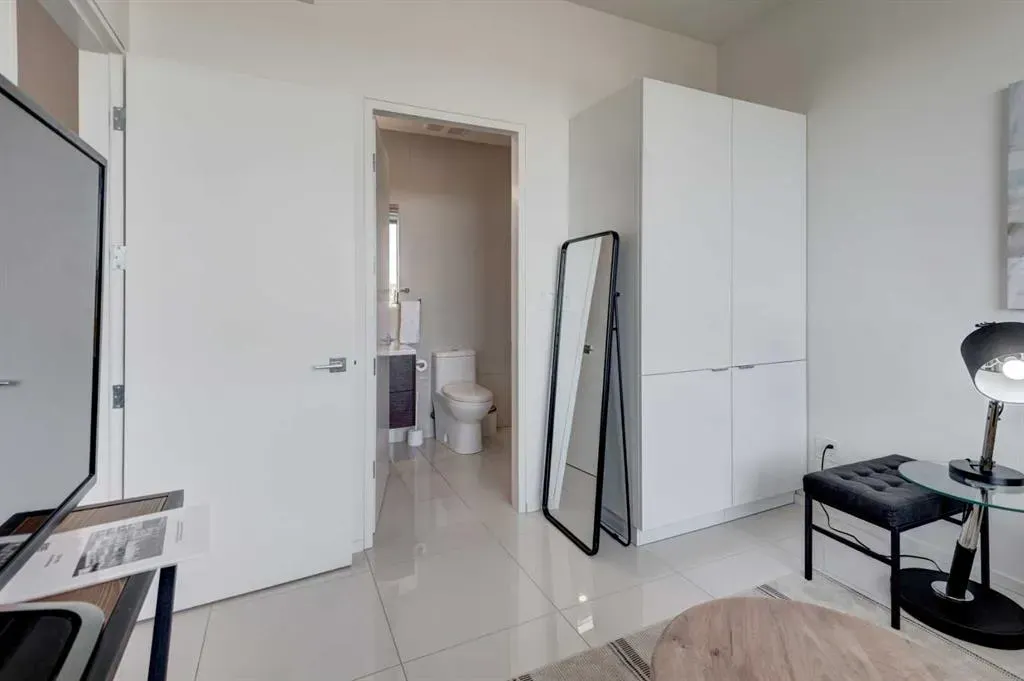 1020 9 Avenue SE, #704