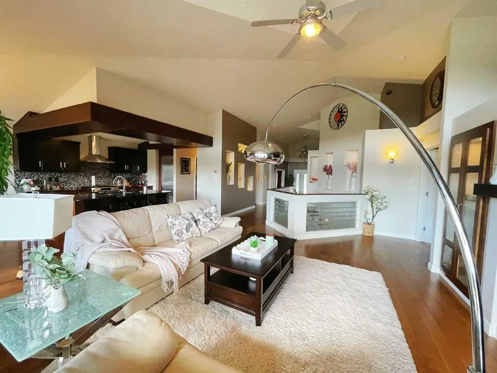 534 Canyon Cove W