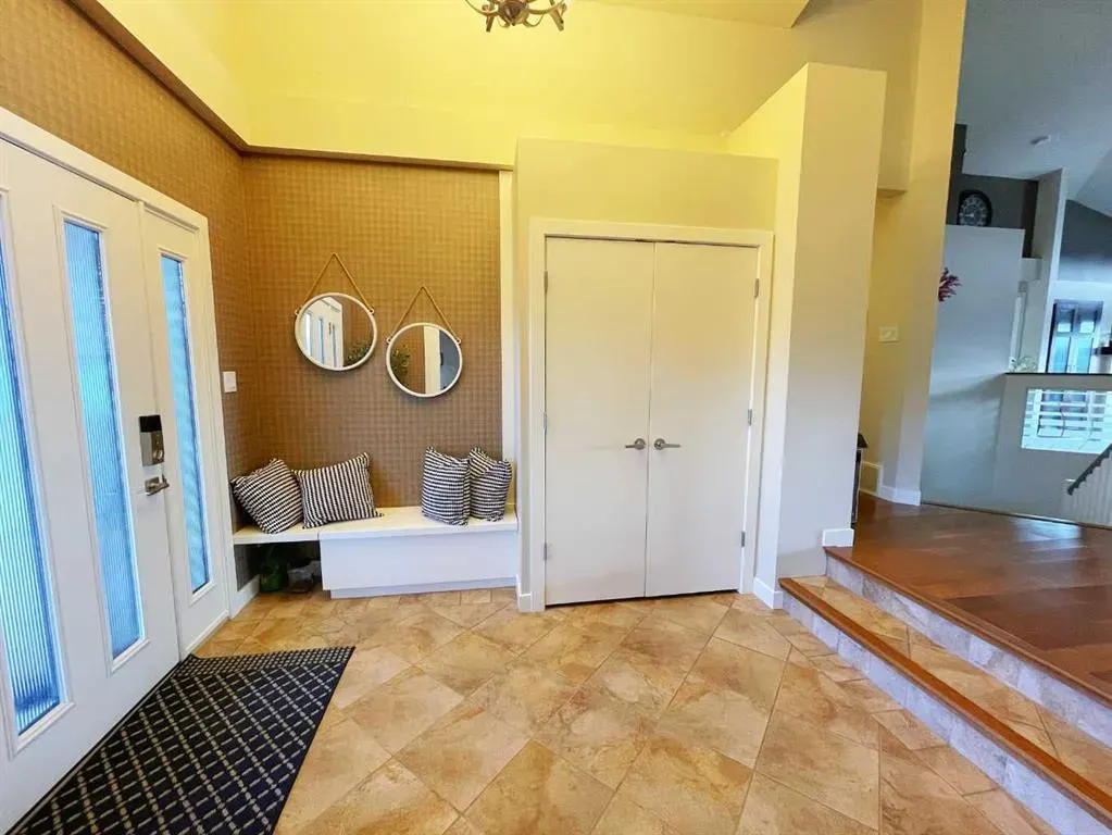 534 Canyon Cove W