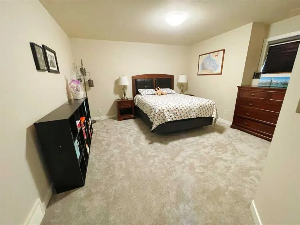 534 Canyon Cove W