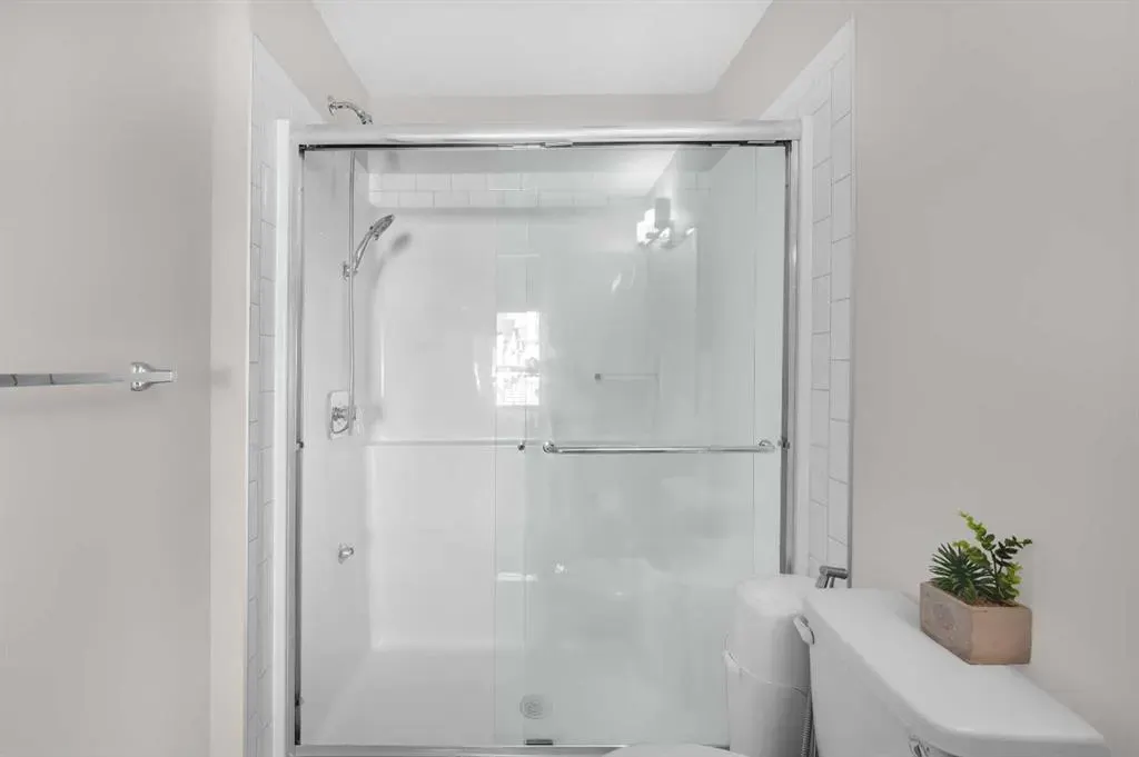 301 Redstone Boulevard NE, #136