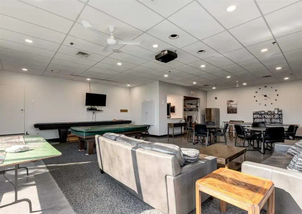 8604 48 Avenue NW, #410