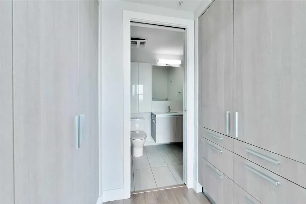 1122 3 Street SE, #2907