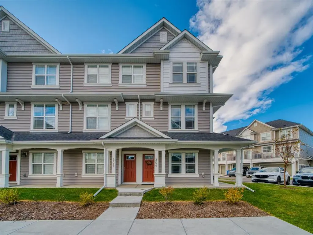 304 Copperstone Manor SE