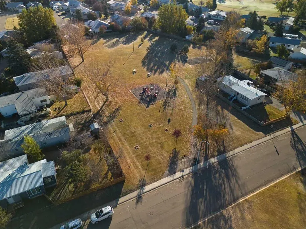34 Willow Road W