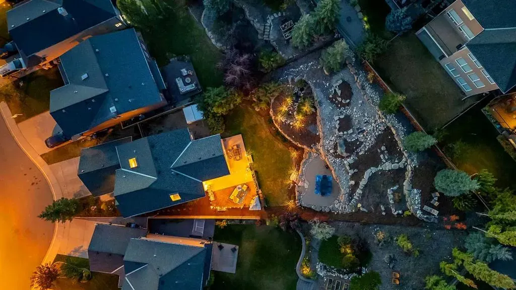 103 Aspen Stone Crescent SW