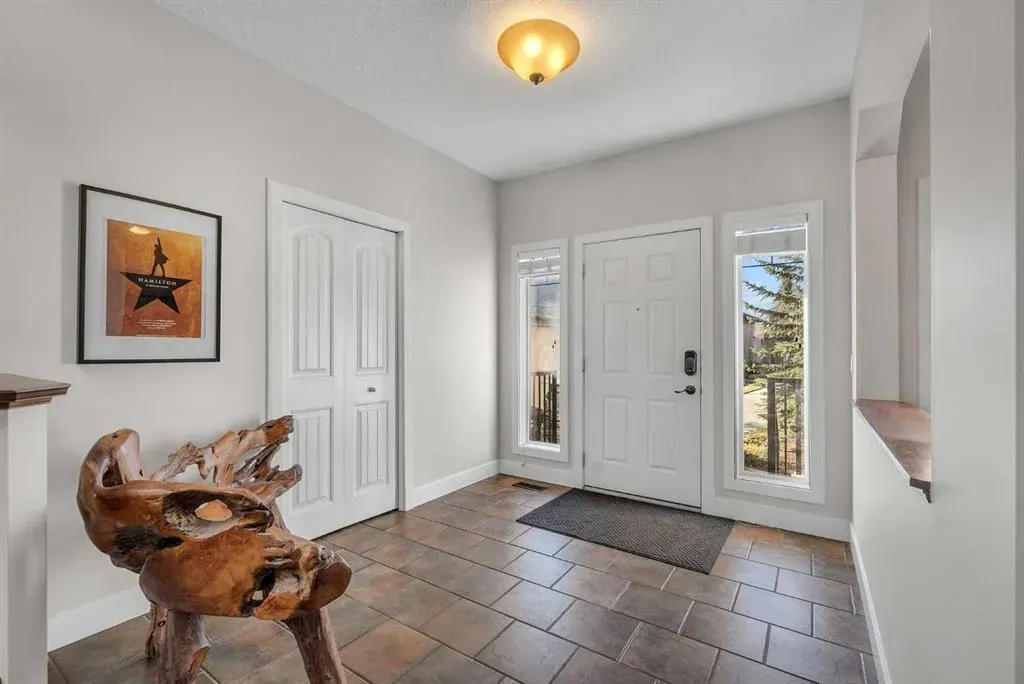 103 Aspen Stone Crescent SW