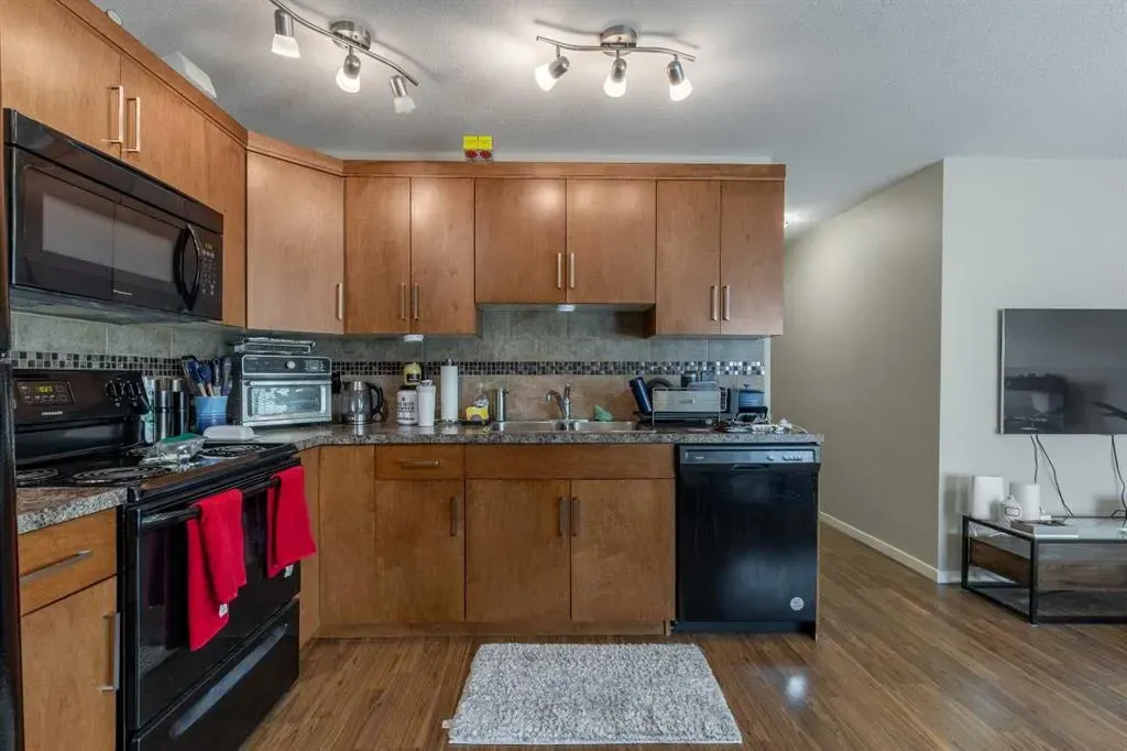 230 Mt Sundance Crescent W