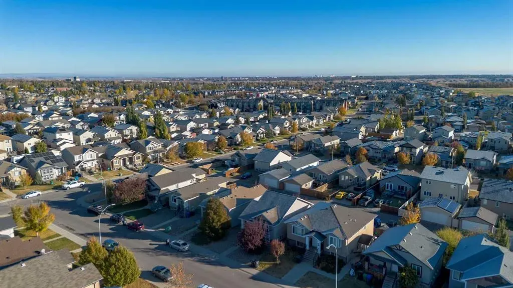 230 Mt Sundance Crescent W