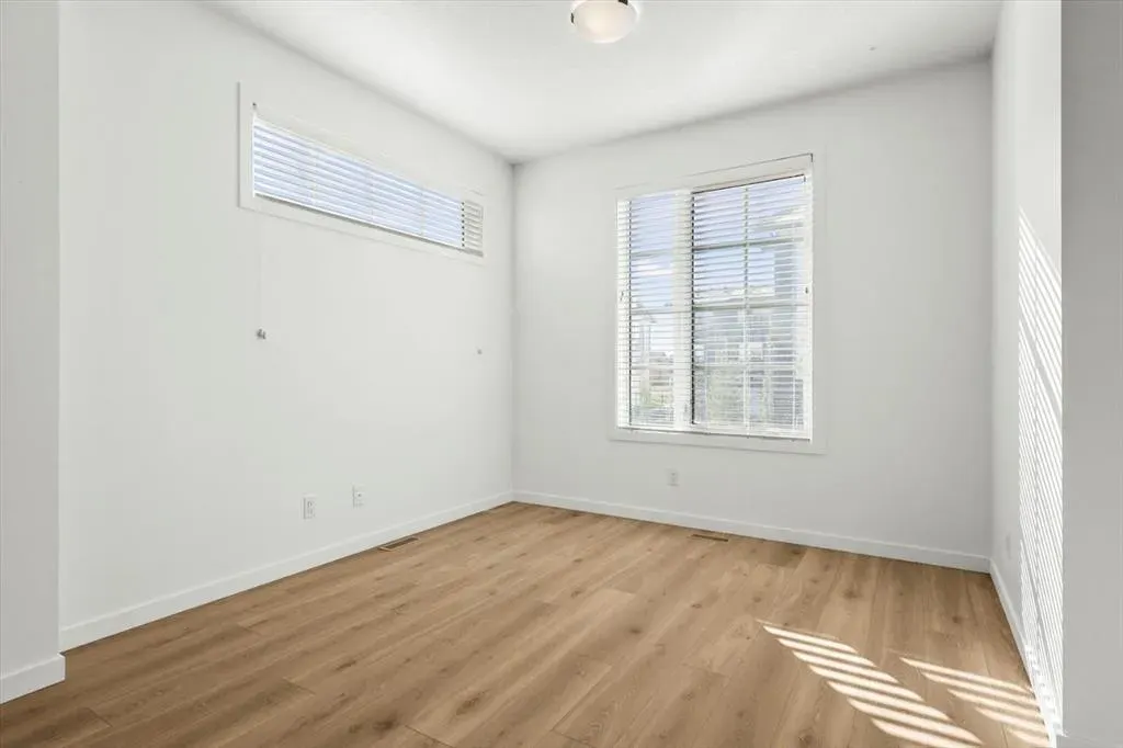 90 Walgrove Common SE