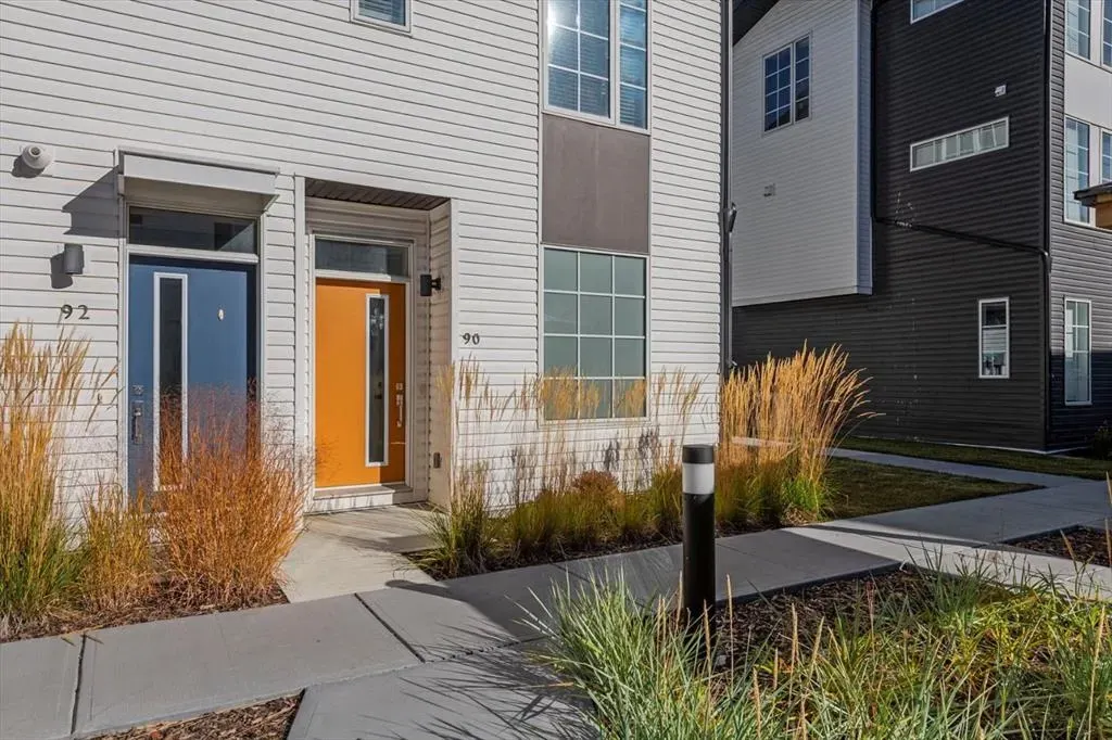 90 Walgrove Common SE