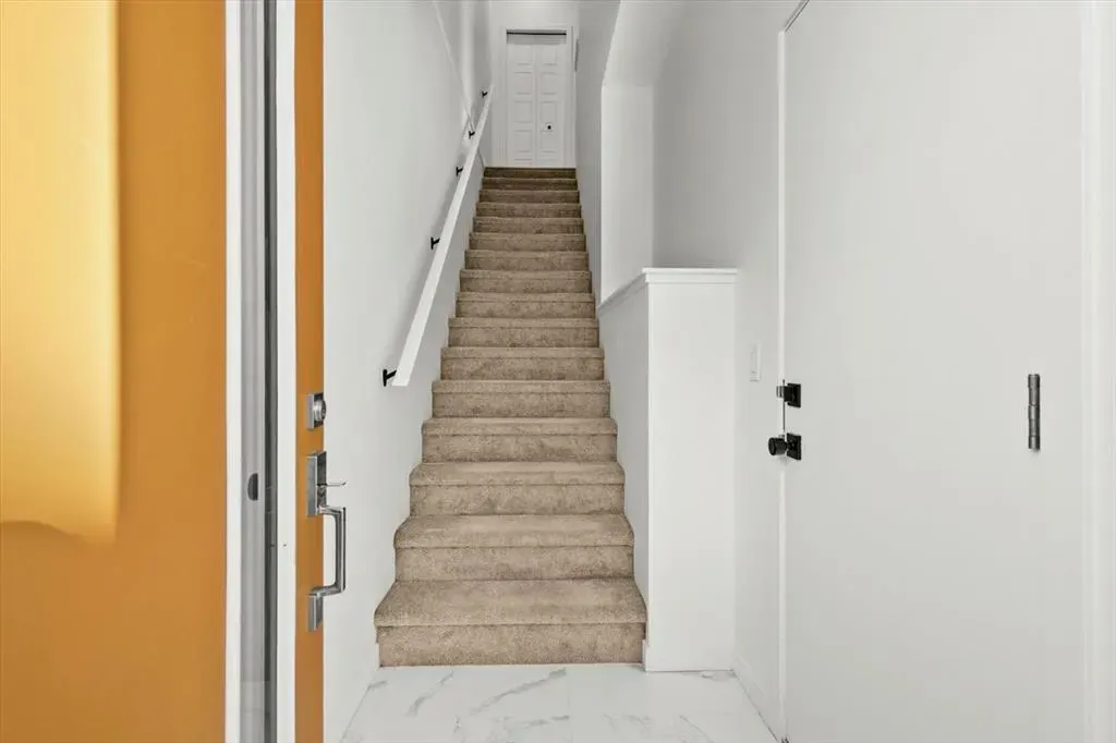 90 Walgrove Common SE