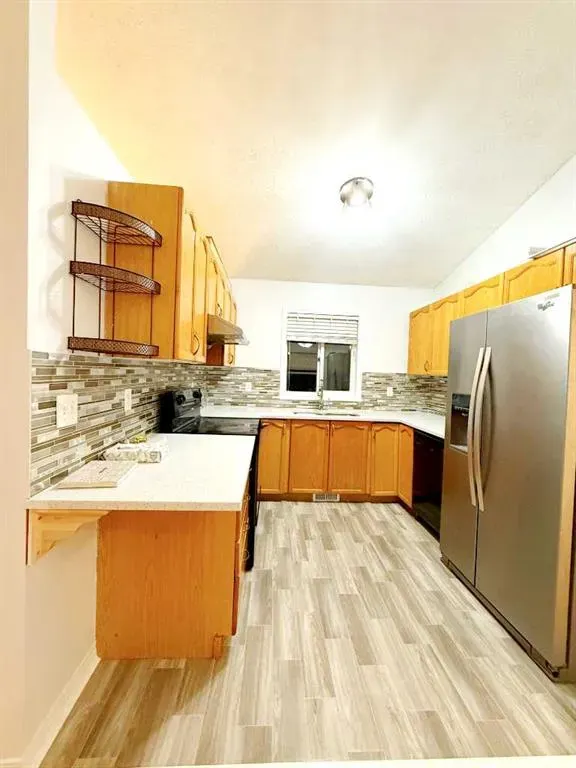 54 Taracove Road NE