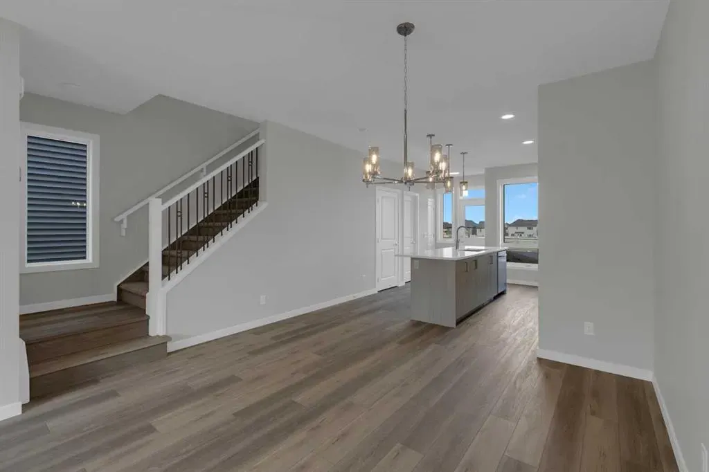 2022 Cobblebrook Crescent SW