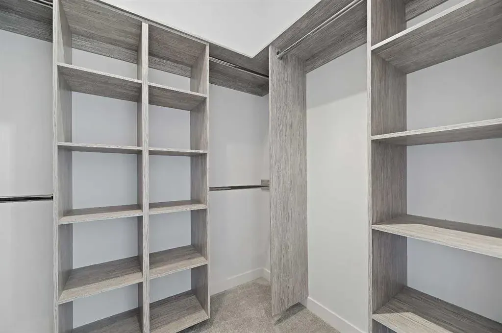 2115 Bowness Road NW