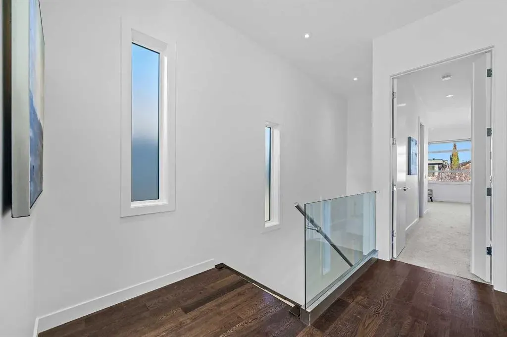 2115 Bowness Road NW