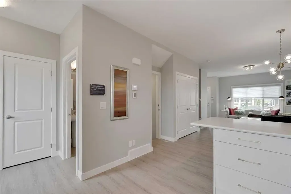 943 Legacy Circle SE