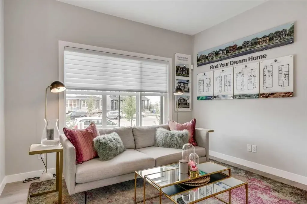 943 Legacy Circle SE