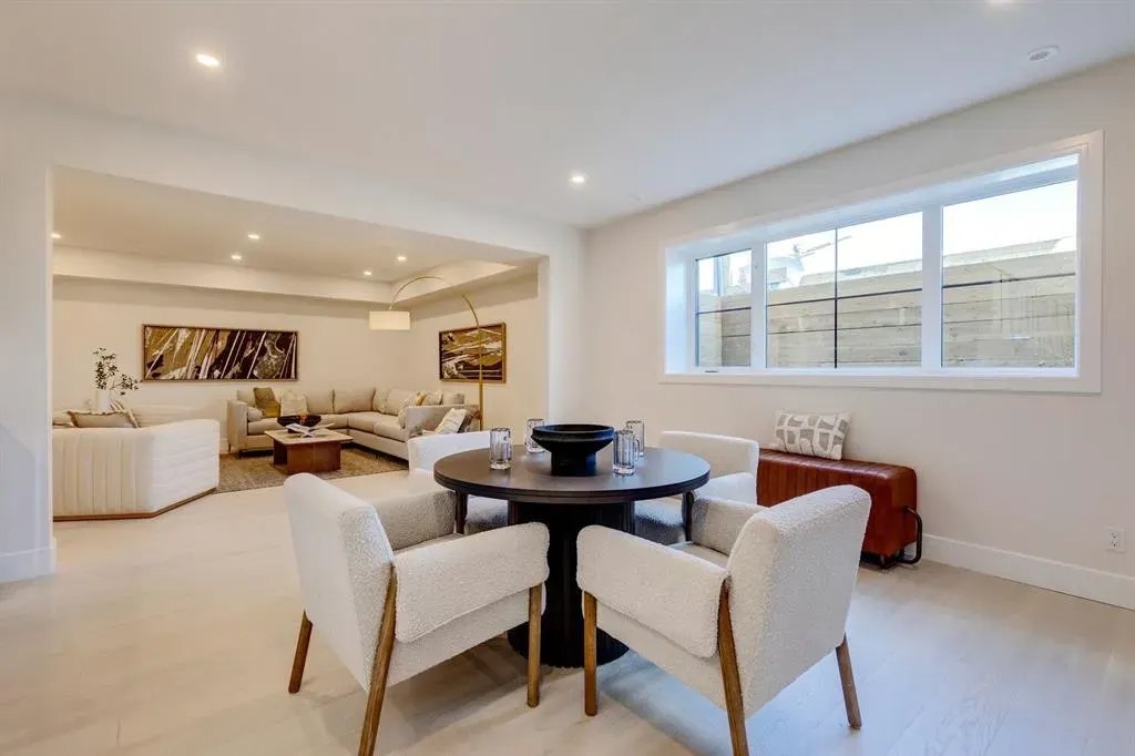 8 Calais Lane SW