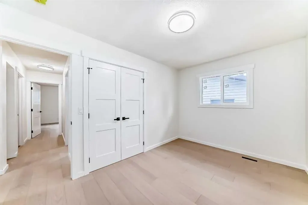 64 Woodstock Road SW