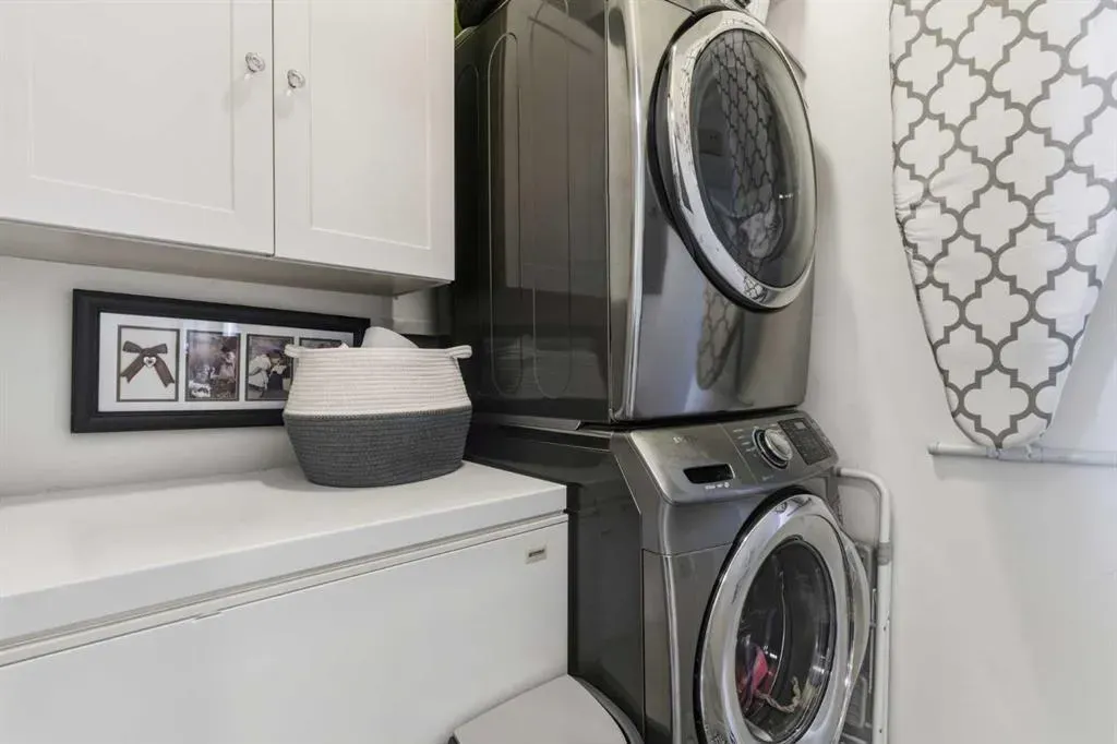 881 15 Avenue SW, #404