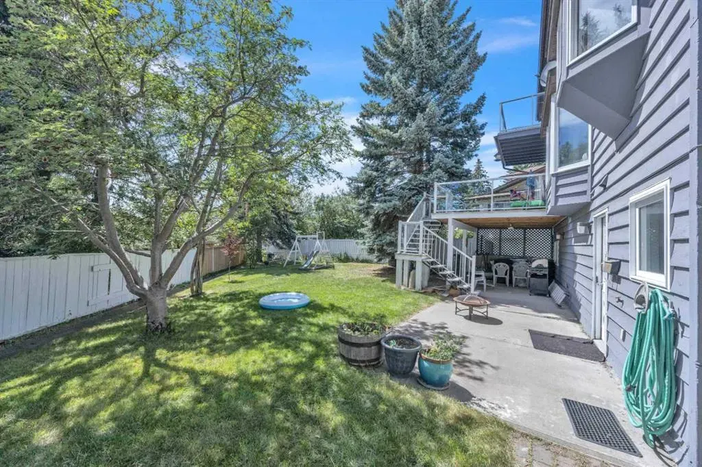 303 Ranchridge Bay NW