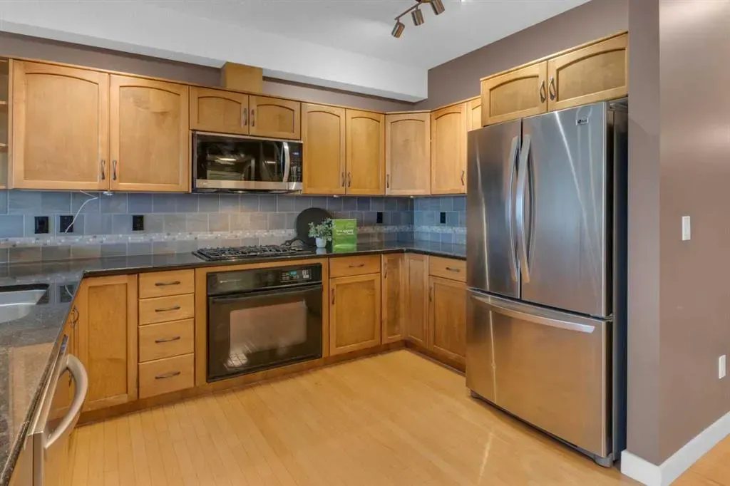 3412 Parkdale Boulevard NW, #407