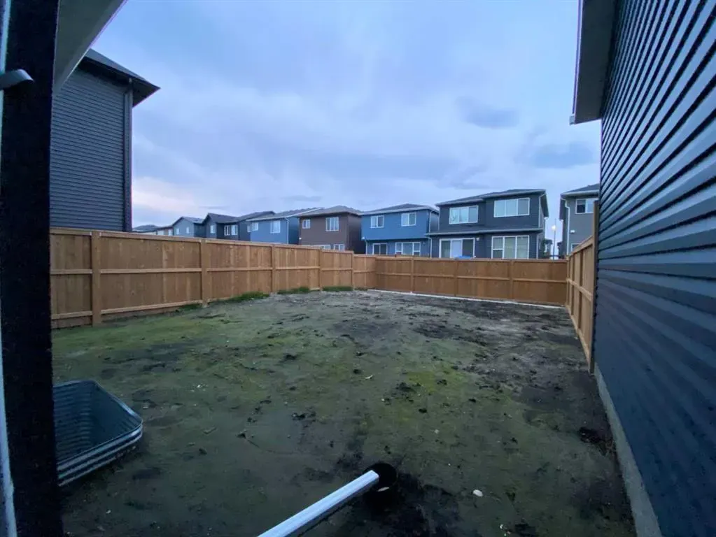 216 Creekstone Row SW