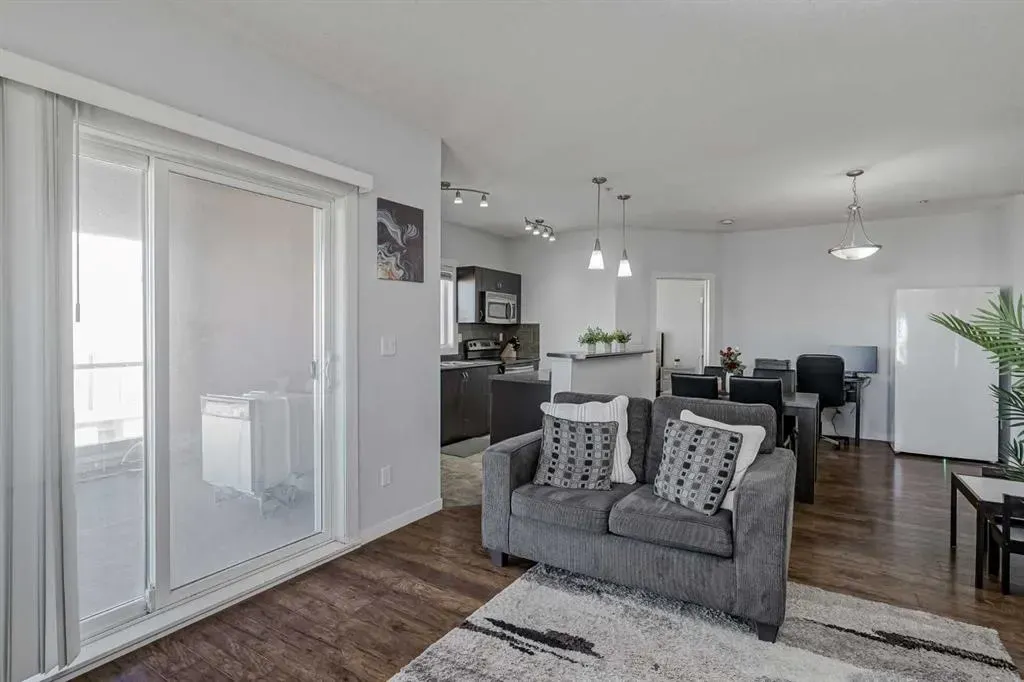 604 East Lake Boulevard NE, #1318