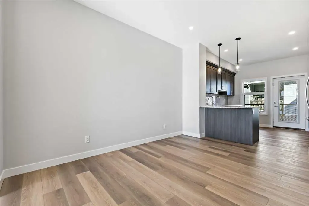 611 Mahogany Road SE