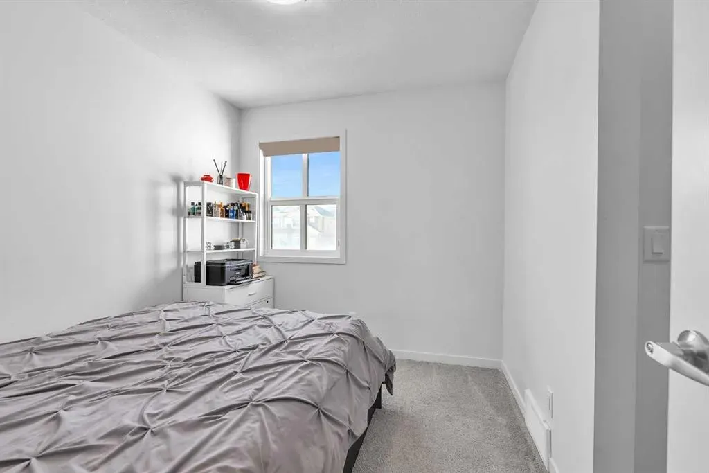 52 Edith Gate NW
