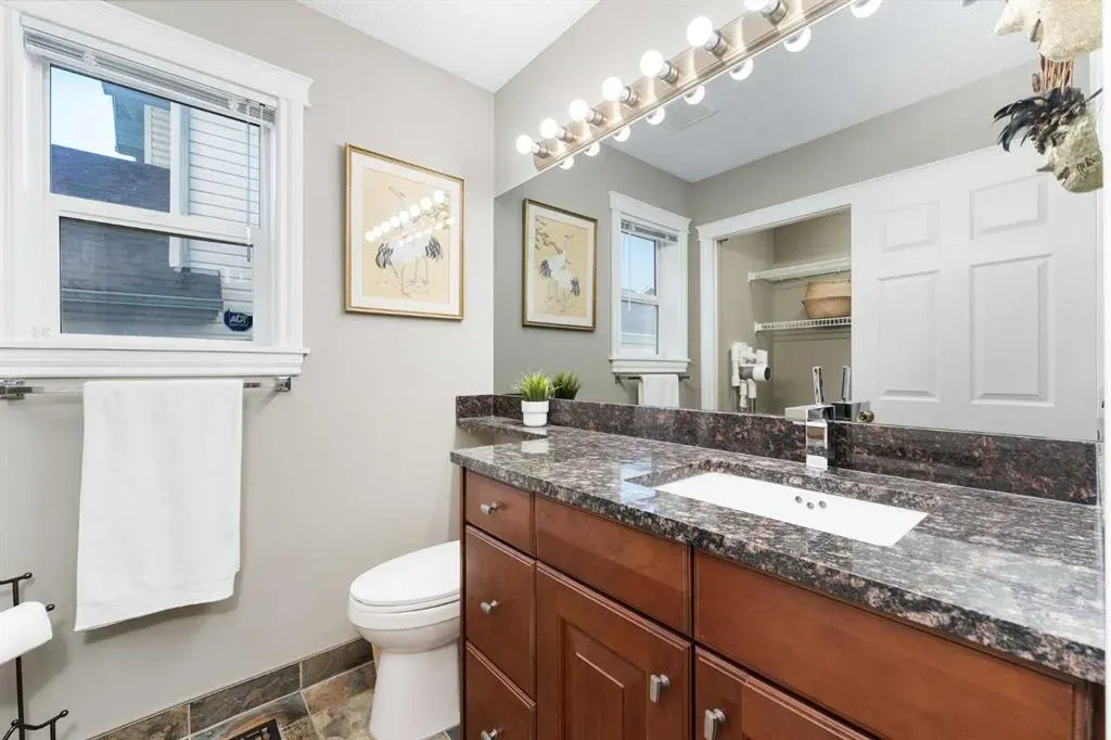 339 Bridlewood Court SW