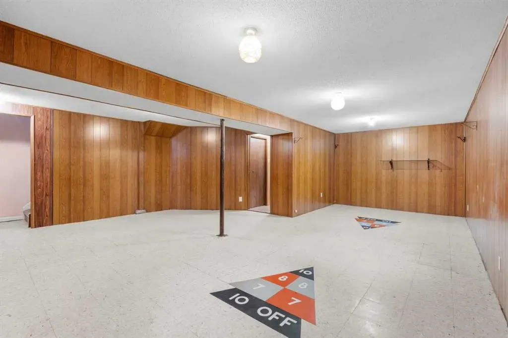 100 Fairview Drive SE