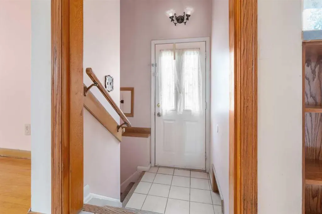 100 Fairview Drive SE