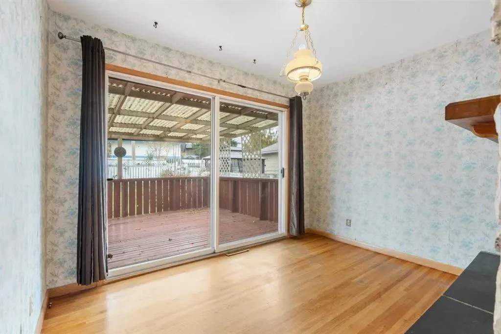 100 Fairview Drive SE