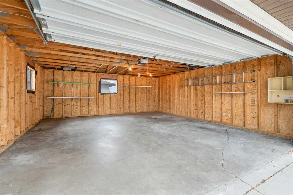 100 Fairview Drive SE