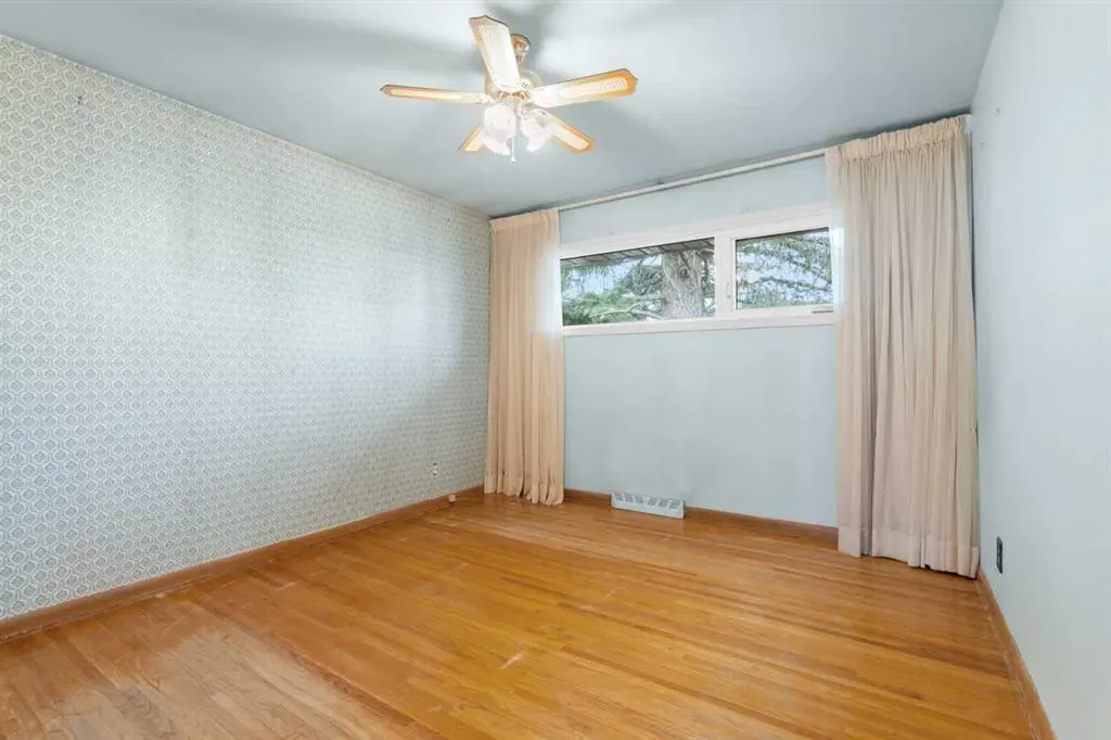 100 Fairview Drive SE