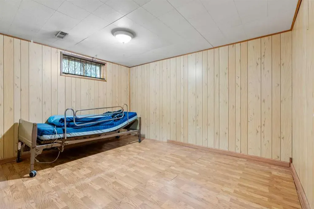 100 Fairview Drive SE