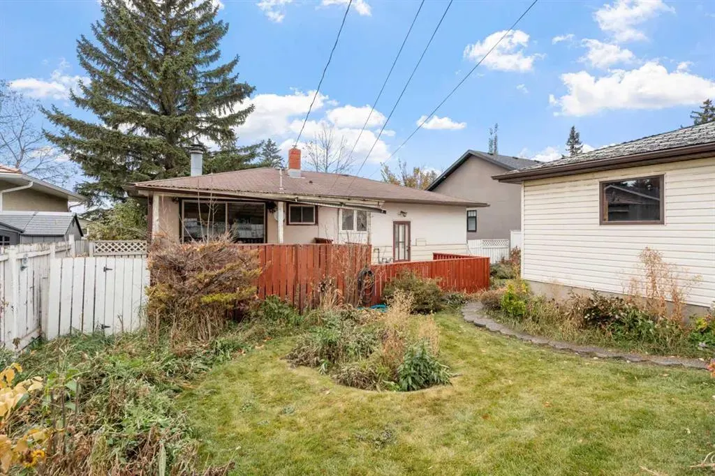 100 Fairview Drive SE