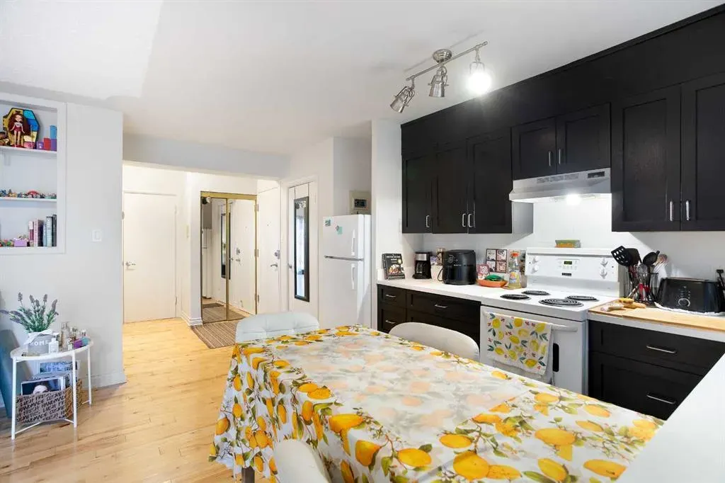 1027 12 Avenue SW, #302