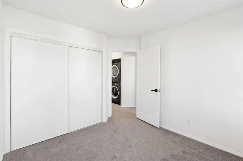 15 Rocky Ridge Gate NW, #19