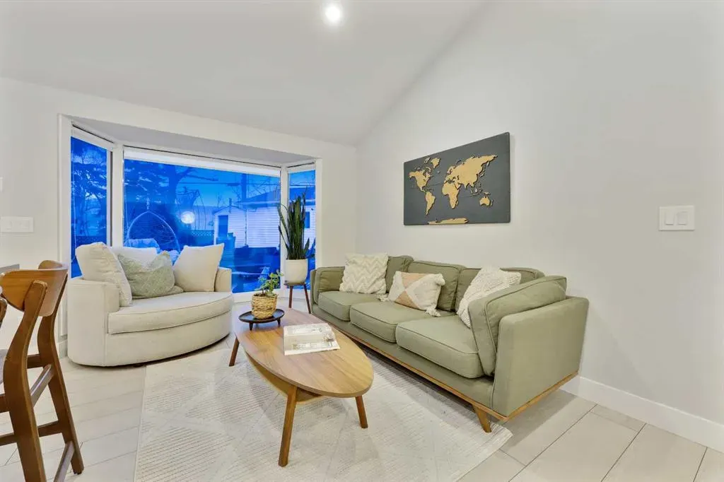 3224 Conrad Drive NW