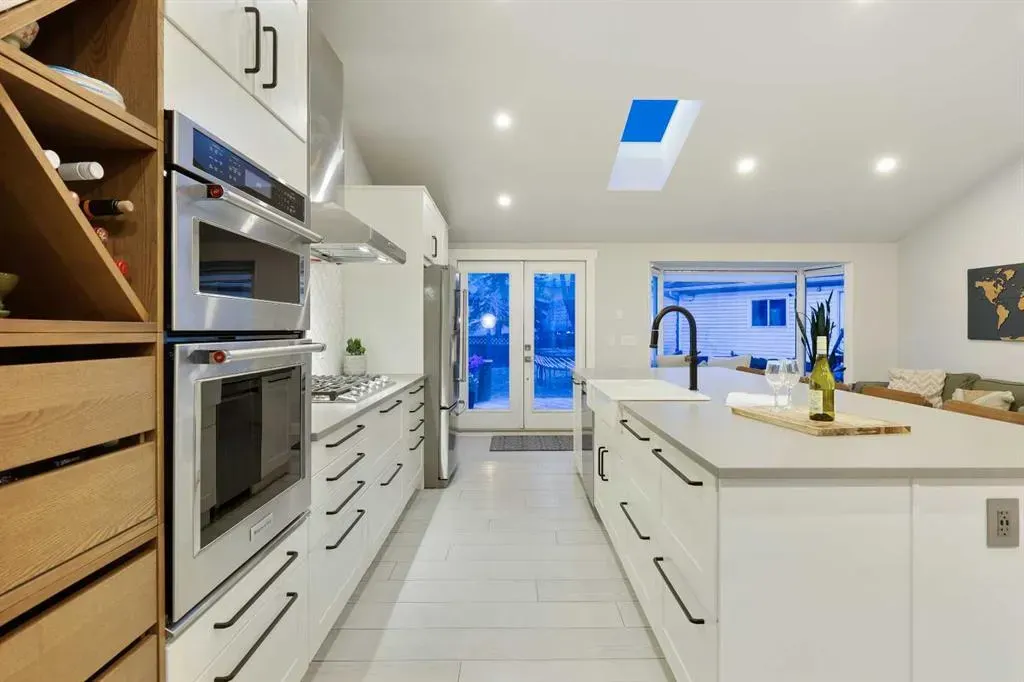 3224 Conrad Drive NW