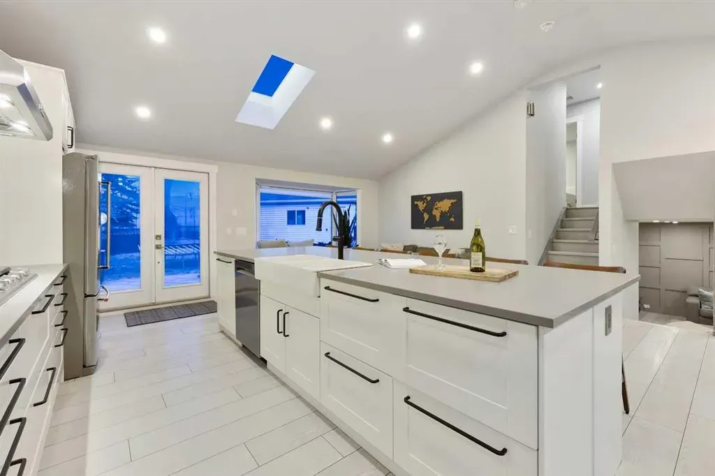 3224 Conrad Drive NW