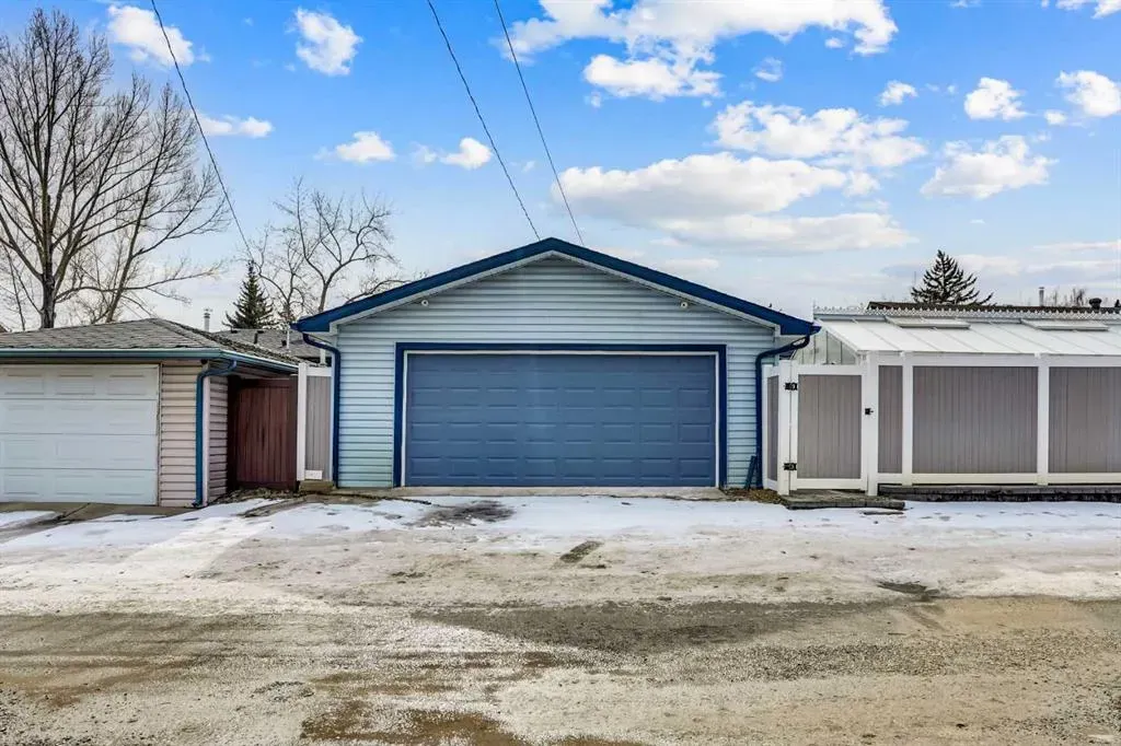 146 Springwood Drive SW
