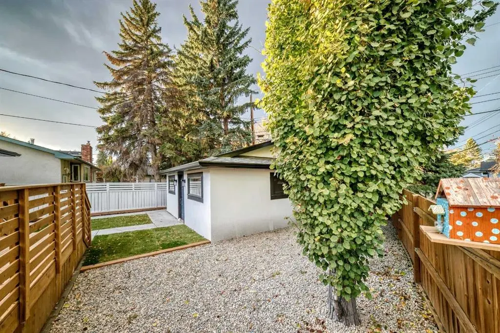 1163 Lake Wapta Road SE